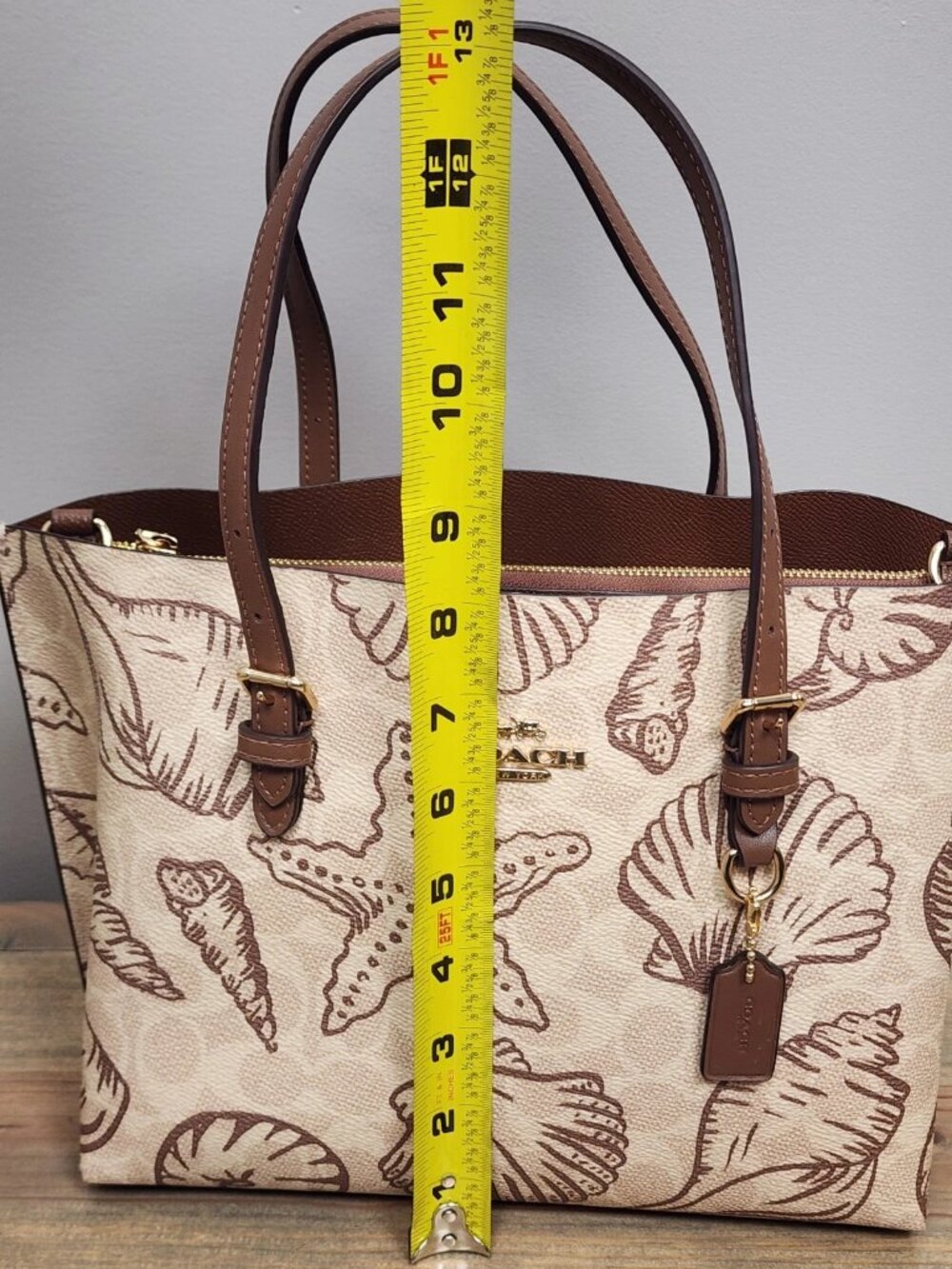NWT Coach Mollie Tote Bag 25 In Signature Canvas With Shell Print CBH63 - Picture 10 of 12